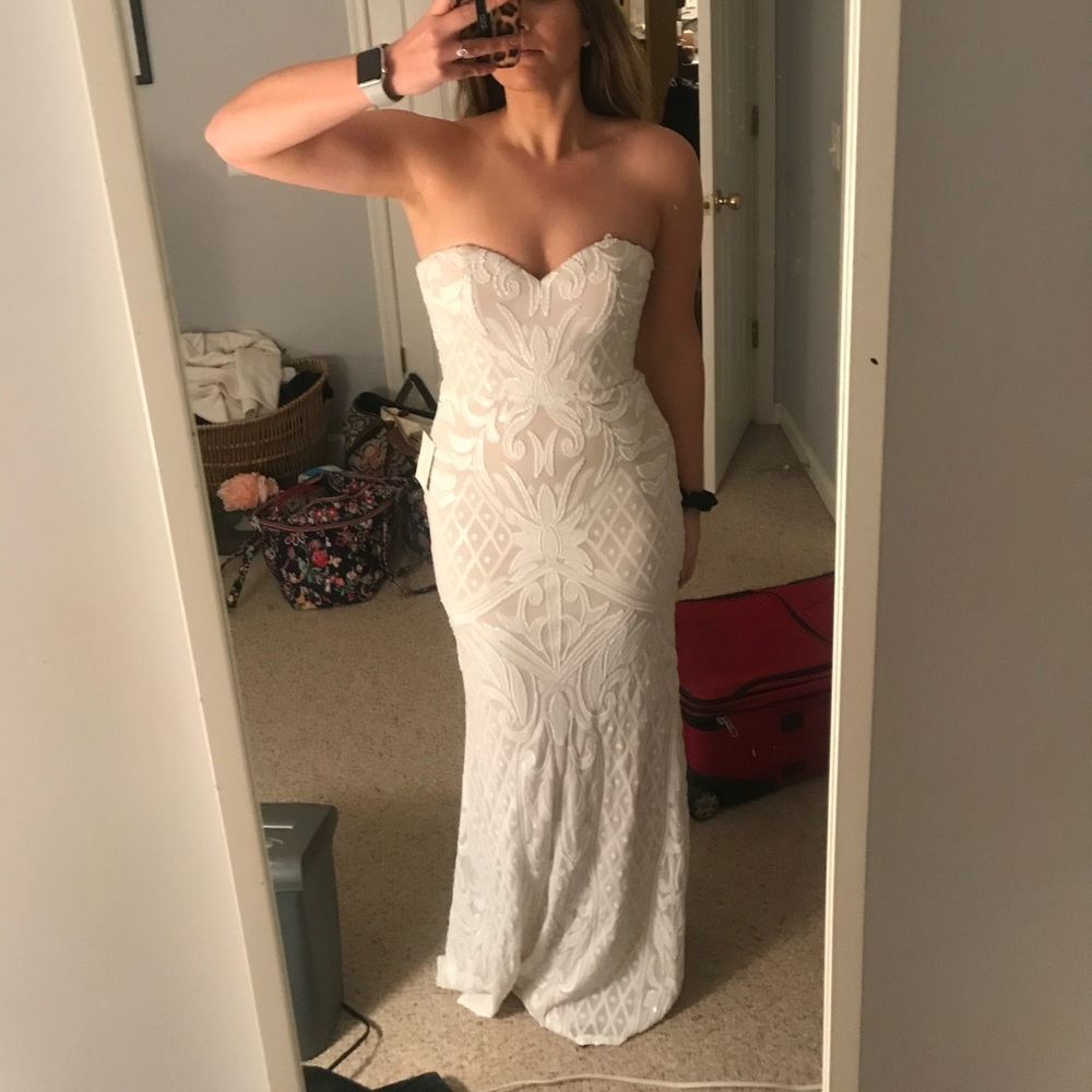 Lulus wedding dress, size S